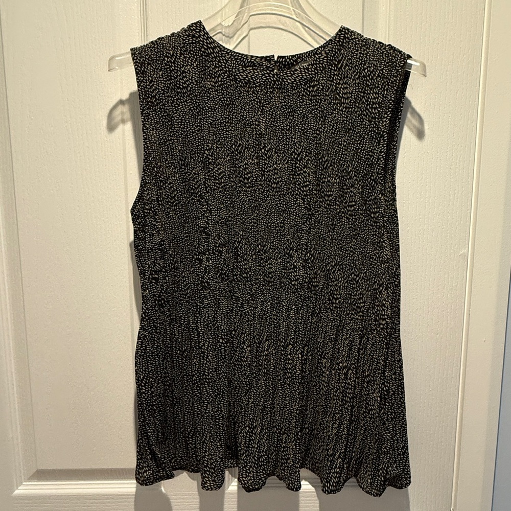 Adrianna Papell Pleated Sleeveless Top